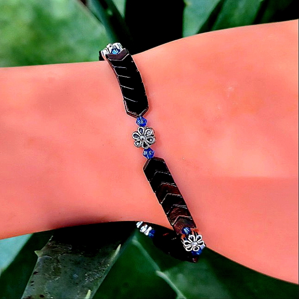 Awesome Dark Grey Chevron, Blue Glass & Silver Flowers, Handmade Beaded Bracelet